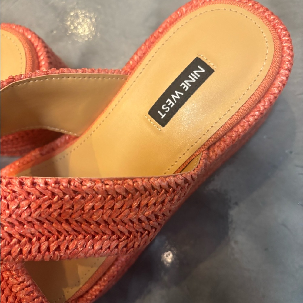 Nine West Cerry Platform sandal sz 9 orange raffia wedge platform summer beachy - Picture 7 of 7